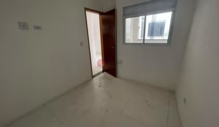 Apartamento na Vila Guilhermina próximo ao Metrô.