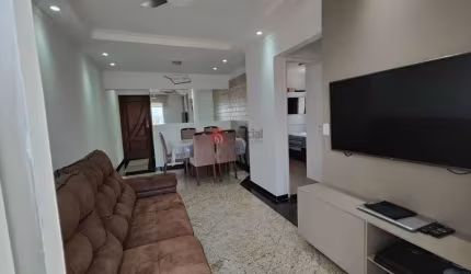 Apartamento reformado a venda, 3 quartos, 1 suíte, mobiliado, 1 vaga de garagem .