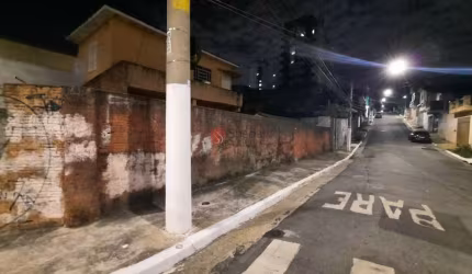 Terreno na Vila Invernada.