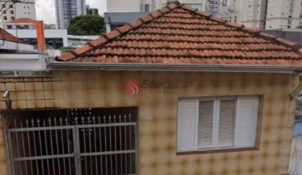 Terreno com casa térrea no Tatuapé em rua sem saída.