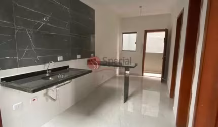 Apartamento na Rua Xiririca na Vila Carrão.