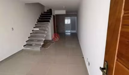 Sobrado  residencial à venda no  Jardim Vila Formosa com 2 suítes e 2 vagas.