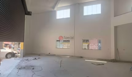 Galpão a venda em São Miguel Paulista ótimo ponto comercial.