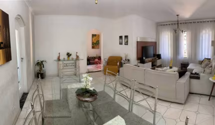 Sobrado  Alto Padrão à venda com 240m² com 3 quartos 6 vagas na  Penha.