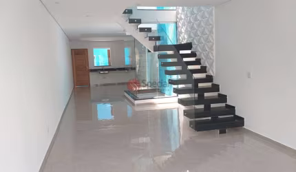 Sobrado Novo na Vila Ré com 240 m² - Diferenciado - 3 suítes - 5 vagas