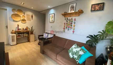 Apartamento de 2 quartos e  1 vaga na Liberdade.