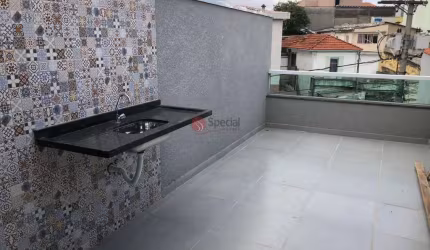 Sobrado na Penha com 3 suítes e 1 vaga.