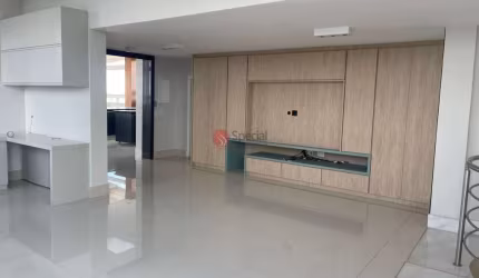 Apartamento na cobertura totalmente reformada na Mooca com 320m², 4 dormitórios e 2 suítes