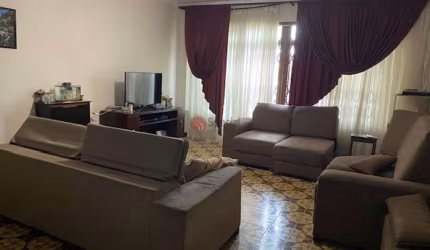 Sobrado na Vila Carrão com 240 m² terreno ao lado da futura estação Guilherme Giorgi.