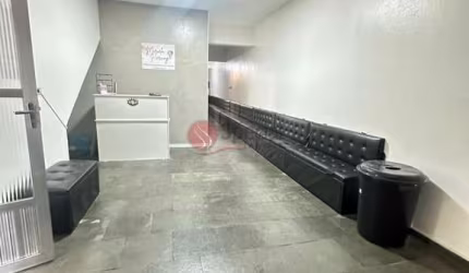 Sobrado na Vila Formosa com 2 dormitórios, 1 suíte, 2 banheiros, quintal, 1 vaga.