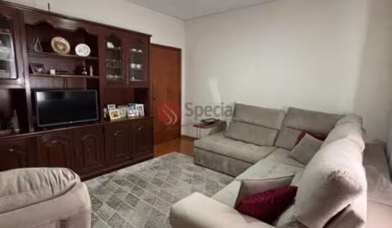 Sobrado à venda na Vila Diva com 260 metros.