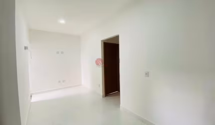 Apartamento à na Cidade Líder.