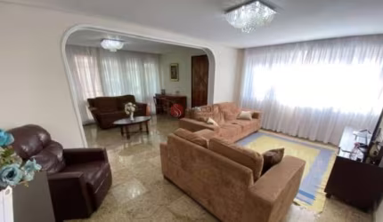 Casa  térrea à venda na Vila Carrão.