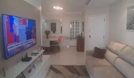 Apartamento à venda na Água Rasa em andar alto.