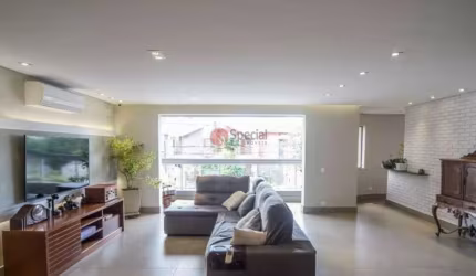 Sobradoa venda no Jardim Têxtil de 400 m²