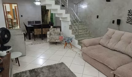 Sobrado na Vila Alpina de 4x 30, 3 dormitorios,1 suíte, 2 vagas.