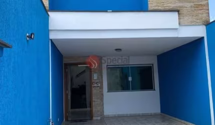 Sobrado no Jardim Têxtil, 3 dormitório, 1 suíte, 2 vagas.