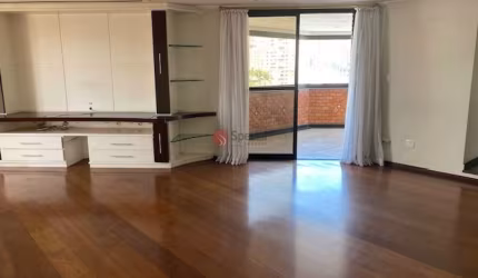 Apartamento com 277 m² no Tatuapé, 4 suítes, 3 sacadas e 4 vagas.