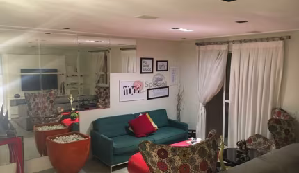 Apartamento com 119 metros na Moóca.