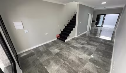 Sobrado novo na Vila Carrão novo com 3 suítes e 2 vagas.