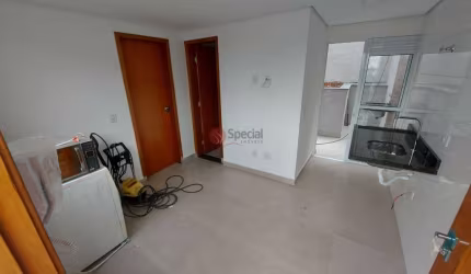 Apartamento à venda na Vila Esperança de 28 metros com 1 dormitório.