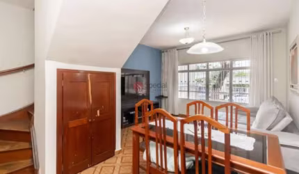 Sobrado à venda Vila Carrão com 115 metros.