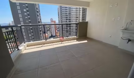 Apartamento próximo ao metrô, com 2 quartos, 1 suíte e 1 vaga