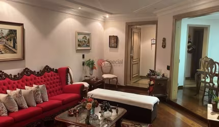 Apartamento à venda com 167 metros no Anália Franco.