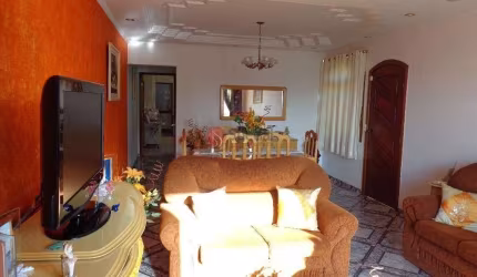 Sobrado à venda com 3 dormitórios e 8 vagas, Vila Prudente, São Paulo -AF2866