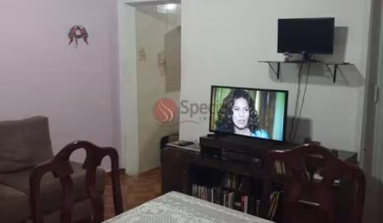 Casa térrea na Vila Ré de 180m² de terreno.