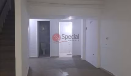 Sobrado comercial para venda no miolo do Tatuapé.