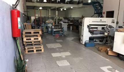 Galpão comercial no Parque São Lucas.