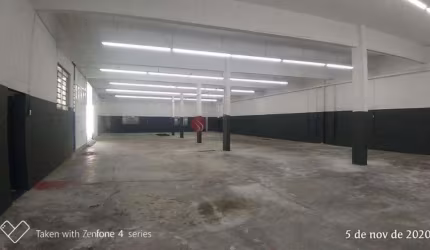 Galpão de 1000 m² em Itaquera.