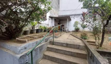 Terreno com casa  à venda de 500 metros no Aricanduva, travessa da Avenida  Inconfidência Mineira.