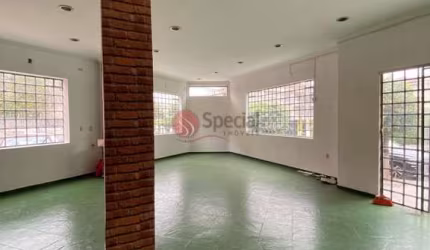 Prédio para alugar com  600 m² - Vila Carrão - São Paulo/SP