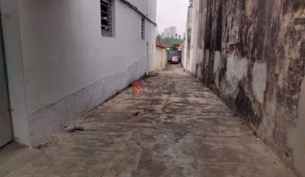 Galpão e 6 casas na Vila Formosa