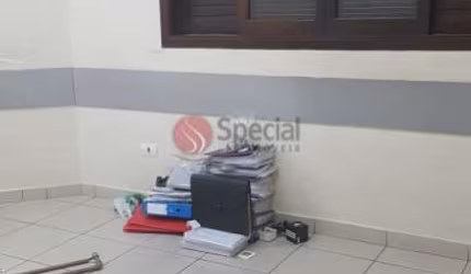 Prédio Comercial 5 salas, 3 banheiros, 3 vagas,  próximo aos Metrôs Belém e Tatuapé.