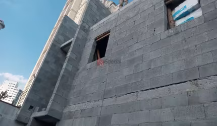 Apartamento no Anália Franco dois dormitórios.