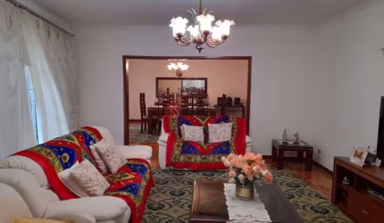Sobrado no Jardim Santa Maria 420 m².