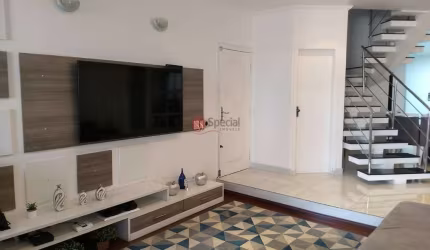 Sobrado lindo na Vila Alpina com acabamento de alto padrão