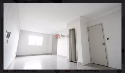 Casa em condominío na Água Rasa.