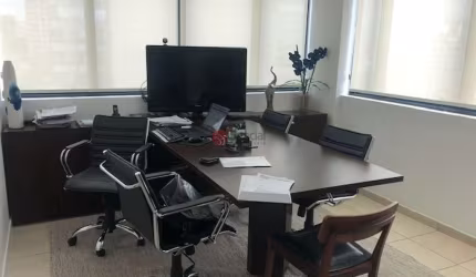 Sala comercial, são 2 conjuntos de salas com  70 m² na Liberdade.