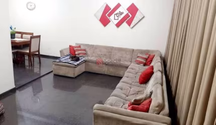 Casa térrea á venda na Vila Rica.