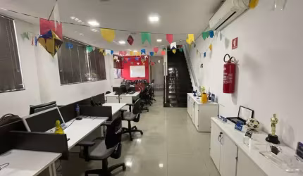 Prédio de 230 metros na Vila Matilde, a 100 metro do Metrô Penha.