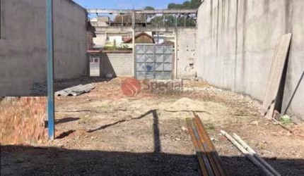 Terreno à venda em Ermelino Matarazzo.