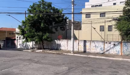 Terreno a venda no Parque Novo Mundo.