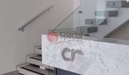 Sobrado comercial no Tatuapé, para área da saúde.