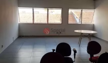 Sala comercial na Penha com 50 m².