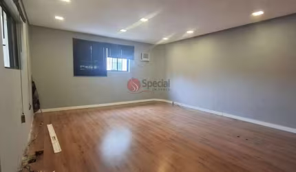 Salão comercial para locação no Belenzinho , 300 m², 6 salas, 5 banheiros, refeitório, depósito.