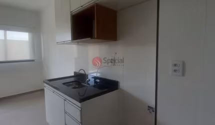 Locação! 2 dormitórios  iluminação natural, cozinha com armário, banheiro completo , área de serviço